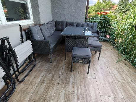 Narożnik z technorattanu 190x190cm z 3 pufami i stołem Torino Corner XL Anthracite