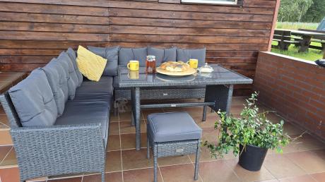 Narożnik z technorattanu 190x190cm z 3 pufami i stołem Torino Corner XL Anthracite