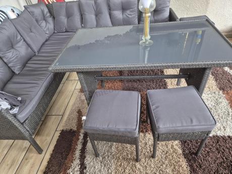 Narożnik z technorattanu 190x190cm z 3 pufami i stołem Torino Corner XL Anthracite