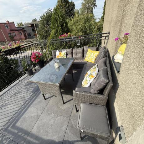 Narożnik z technorattanu 190x190cm z 3 pufami i stołem Torino Corner XL Anthracite