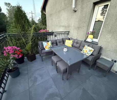 Narożnik z technorattanu 190x190cm z 3 pufami i stołem Torino Corner XL Anthracite