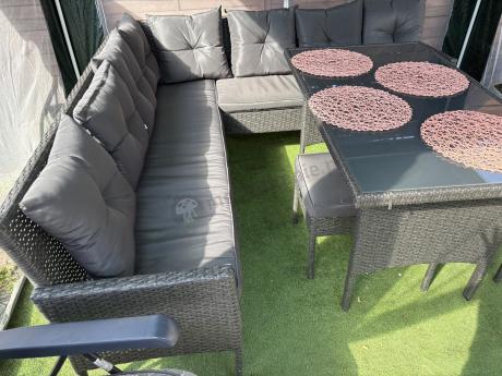 Narożnik z technorattanu 190x190cm z 3 pufami i stołem Torino Corner XL Anthracite