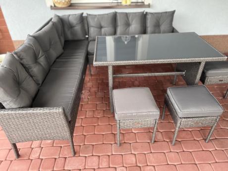 Narożnik z technorattanu 190x190cm z 3 pufami i stołem Torino Corner XL Anthracite