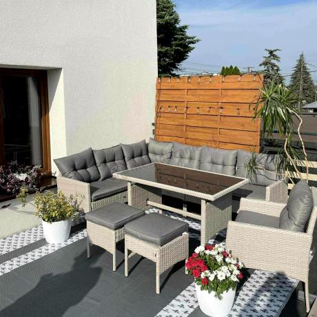 Narożnik z technorattanu ze stołem 120x70cm pufami i fotelem Perata Corner Light Grey