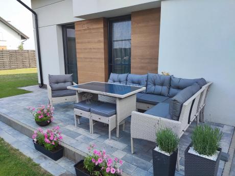 Narożnik z technorattanu ze stołem 120x70cm pufami i fotelem Perata Corner Light Grey