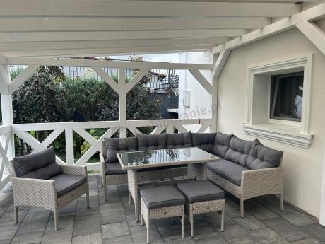 Narożnik z technorattanu ze stołem 120x70cm pufami i fotelem Perata Corner Light Grey