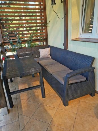 Narożny zestaw mebli do ogrodu