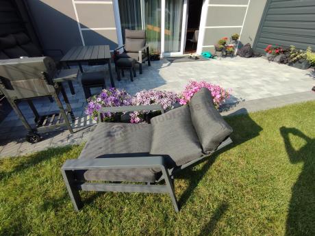 Nowoczesne aluminiowe meble ogrodowe z regulowanymi fotelami - Renalo Dining Relax Grafitowe