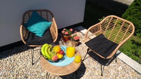 Meble na balkon w bloku z technorattanu boho