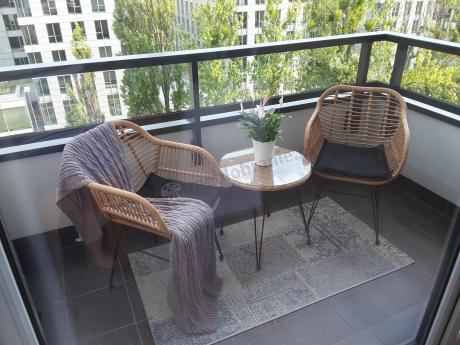 Meble na balkon w bloku z technorattanu boho