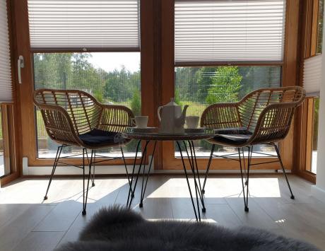 Meble na balkon w bloku z technorattanu boho