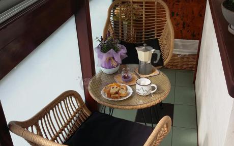 Meble na balkon w bloku z technorattanu boho