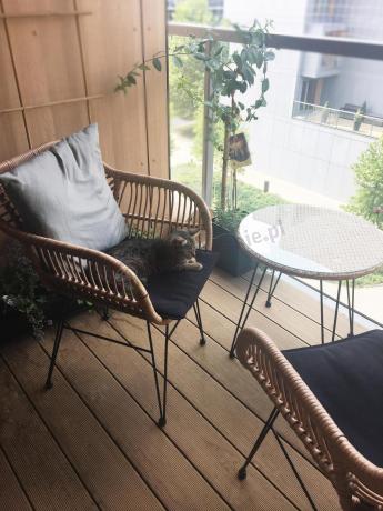 Meble na balkon w bloku z technorattanu boho