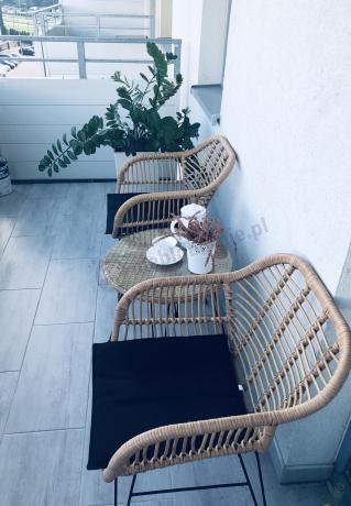 Meble na balkon w bloku z technorattanu boho