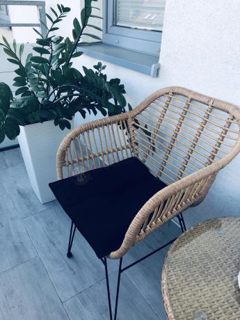 Meble na balkon w bloku z technorattanu boho