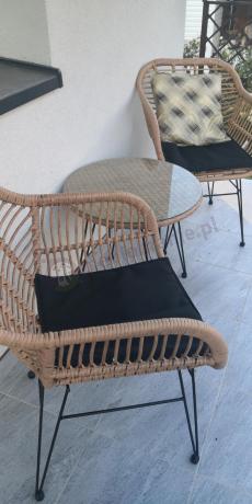 Meble na balkon w bloku z technorattanu boho