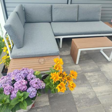 Nowoczesne meble na taras - narożnik modułowy ze stolikiem - Vernon - White