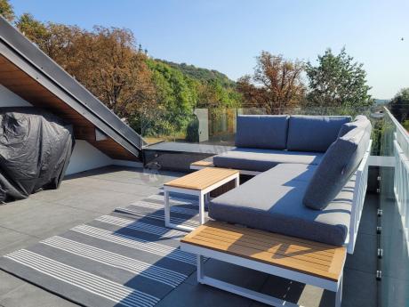 Nowoczesne meble na taras - narożnik modułowy ze stolikiem - Vernon - White