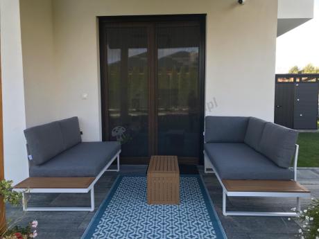 Nowoczesne meble na taras - narożnik modułowy ze stolikiem - Vernon - White