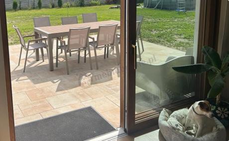 Nowoczesne meble ogrodowe ze stołem 210cm + 12 krzeseł Tanami Marla Taupe