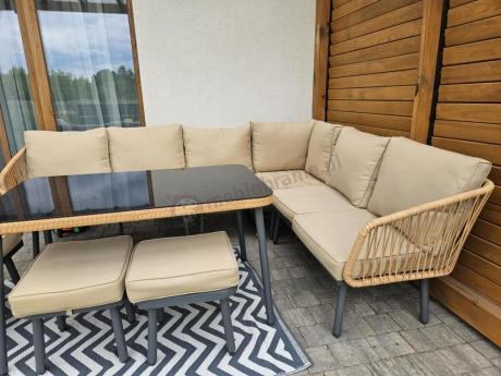 Nowoczesny beżowy narożnik ogrodowy 8 osób z fotelem, pufami i stołem 120cm Postigo Corner XL Nature