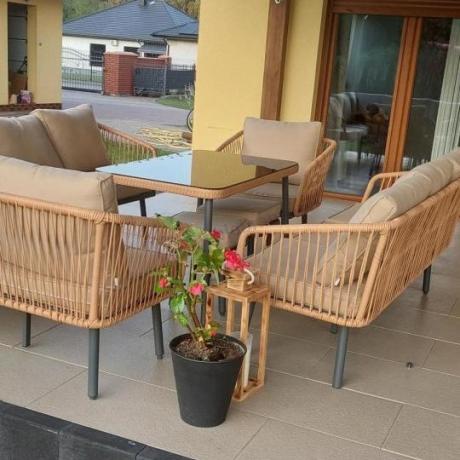Nowoczesny beżowy narożnik ogrodowy 8 osób z fotelem, pufami i stołem 120cm Postigo Corner XL Nature