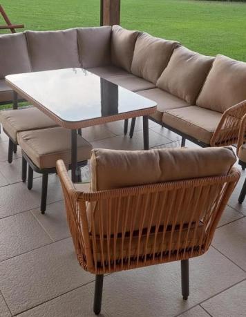 Nowoczesny beżowy narożnik ogrodowy 8 osób z fotelem, pufami i stołem 120cm Postigo Corner XL Nature