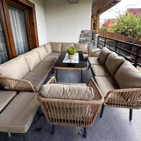 Nowoczesny beżowy narożnik ogrodowy 8 osób z fotelem, pufami i stołem 120cm Postigo Corner XL Nature