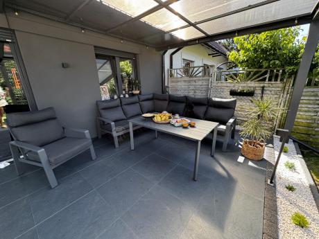 Nowoczesny grafitowy narożnik ogrodowy 278x215cm + fotel Renalo Corner