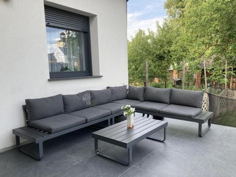 Nowoczesny grafitowy narożnik ogrodowy z ławą Panaon DG