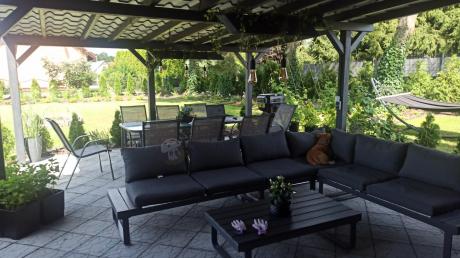 Nowoczesny grafitowy narożnik ogrodowy z ławą Panaon DG