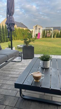 Nowoczesny grafitowy narożnik ogrodowy z ławą Panaon DG