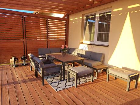 Nowoczesny narożnik na taras 283x222 cm z dwoma fotelami i pufami - Calamba Corner XL