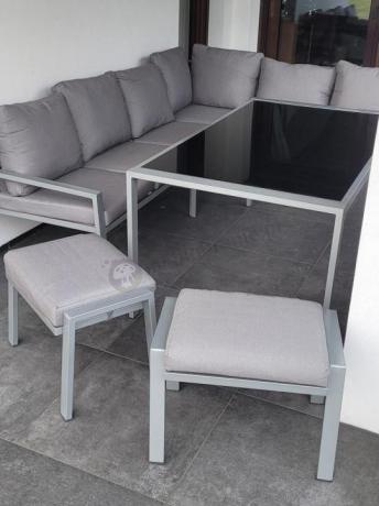 Nowoczesny narożnik ogrodowy z fotelami, pufami i stołem obiadowym 160cm Sodor Corner XL - Silver