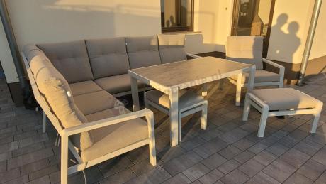 Nowoczesny narożnik ogrodowy z fotelem Tavaro Corner Cream