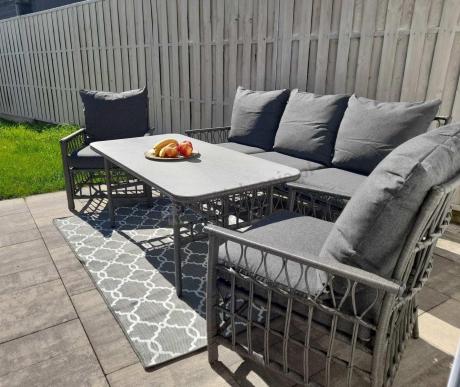 Nowoczesny zestaw mebli na taras Tebra z plecionką Antracite