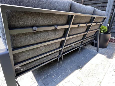 Nowoczesny zestaw mebli ogrodowych dla 8 osób z 2 sofami 200cm, 2 fotelami i stołem 150x90 cm Tavaro Grande Antracite