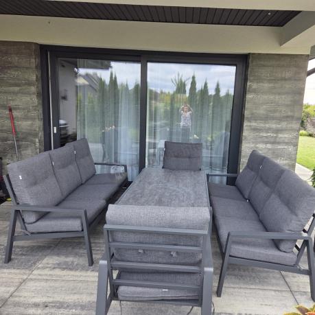 Nowoczesny zestaw mebli ogrodowych dla 8 osób z 2 sofami 200cm, 2 fotelami i stołem 150x90 cm Tavaro Grande Antracite