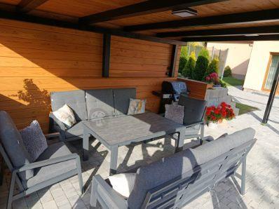 Nowoczesny zestaw mebli ogrodowych dla 8 osób z 2 sofami 200cm, 2 fotelami i stołem 150x90 cm Tavaro Grande Antracite