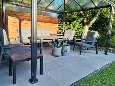 Nowoczesny zestaw mebli ogrodowych dla 8 osób z 2 sofami 200cm, 2 fotelami i stołem 150x90 cm Tavaro Grande Antracite