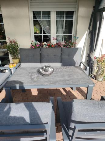 Nowoczesny zestaw mebli ogrodowych dla 8 osób z 2 sofami 200cm, 2 fotelami i stołem 150x90 cm Tavaro Grande Antracite