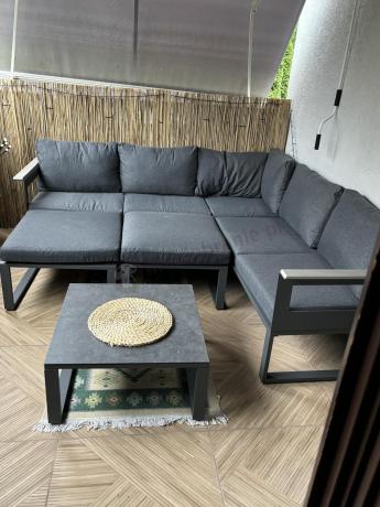 OUTLET - Mały narożnik na taras 201x201cm i 2 pufy Montery grafitowy