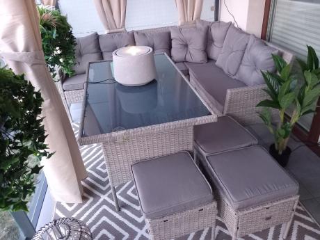 OUTLET - Szary narożnik technorattan 190x140cm ze stołem obiadowym i pufami Torino Corner Grey