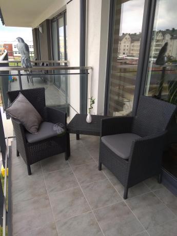 Grafitowy zestaw balkonowy