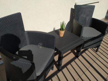 Grafitowy zestaw balkonowy