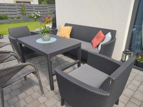 zestaw ogrodowy na nóżkach