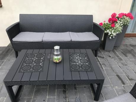 zestaw ogrodowy na nóżkach