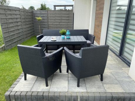 zestaw ogrodowy na nóżkach