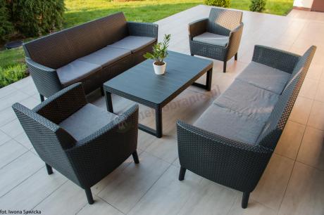 Zestaw ogrodowy z podnoszonym stolikiem