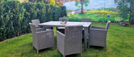 Stół ogrodowy z fotelami dla sześciu osób Meblobranie TF6 cappuccino